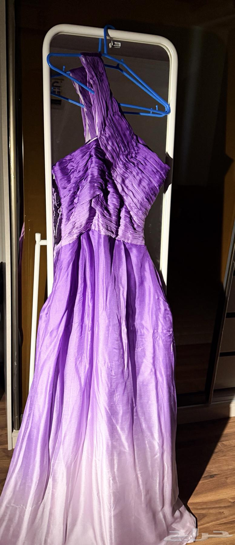 Dress63779068538370111