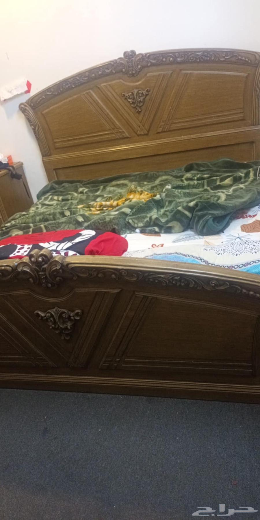 سررين علي شكل عربيه 250 ريال واوضه نوم ب 45063785251784578112