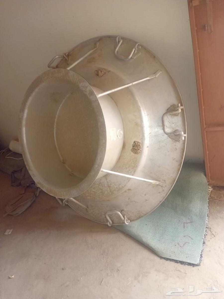 Large round tray with a diameter of 140cm63761309598466114