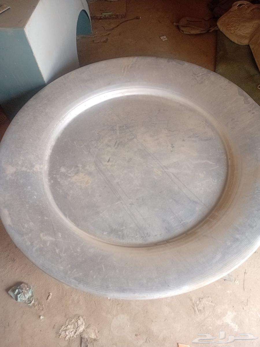 Large round tray with a diameter of 140cm63761309598466112