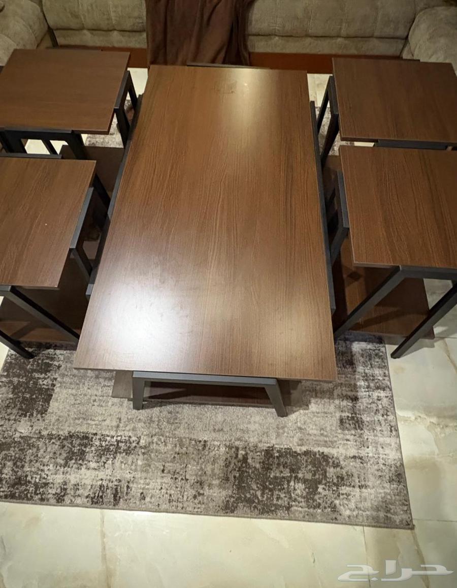 The tables are brand new, the brown ones are new, selling them because they don't fit63780222092291111
