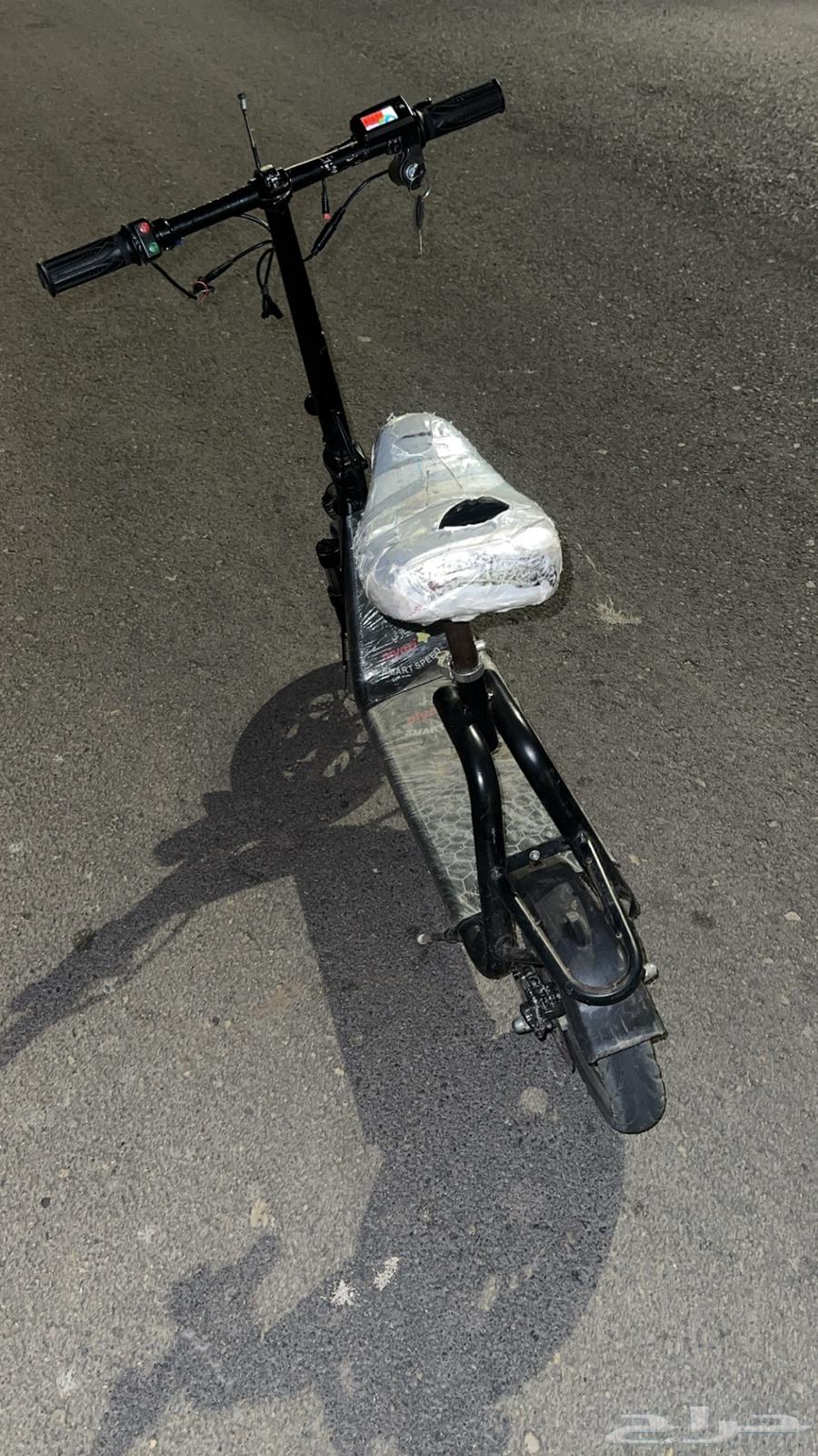 A clean scooter available on demand, agency, everything included63791989808387113