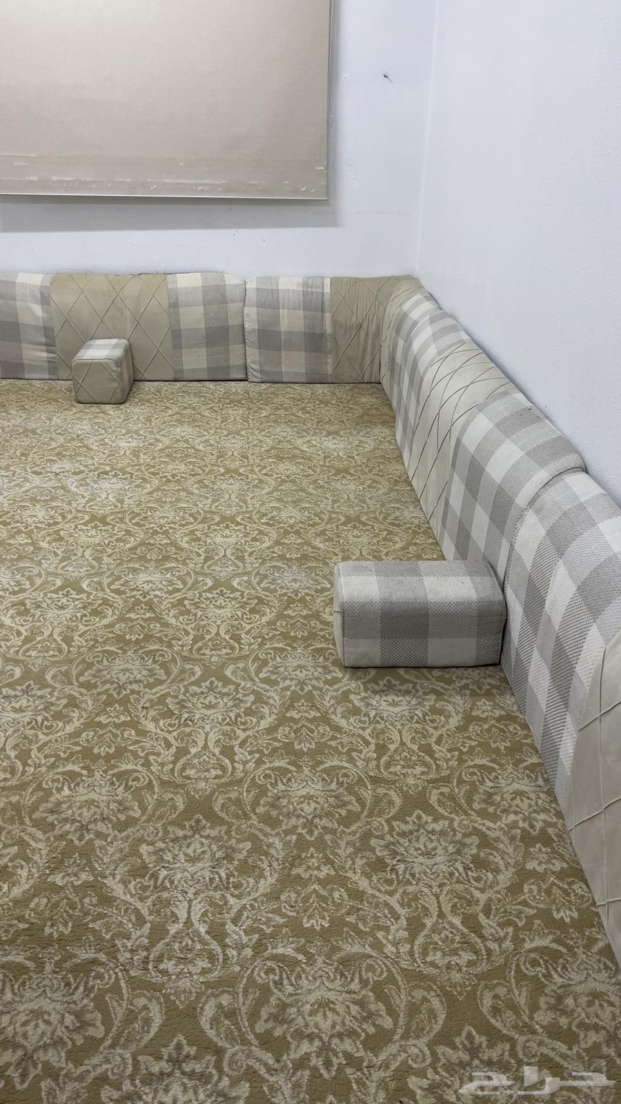Clean cushion set with backrests for the council63797174709761113