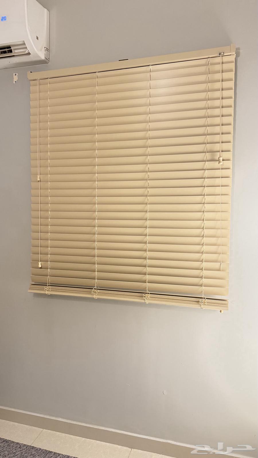 I have a new lamp with its box and a new curtain in the same shape63788632815618114
