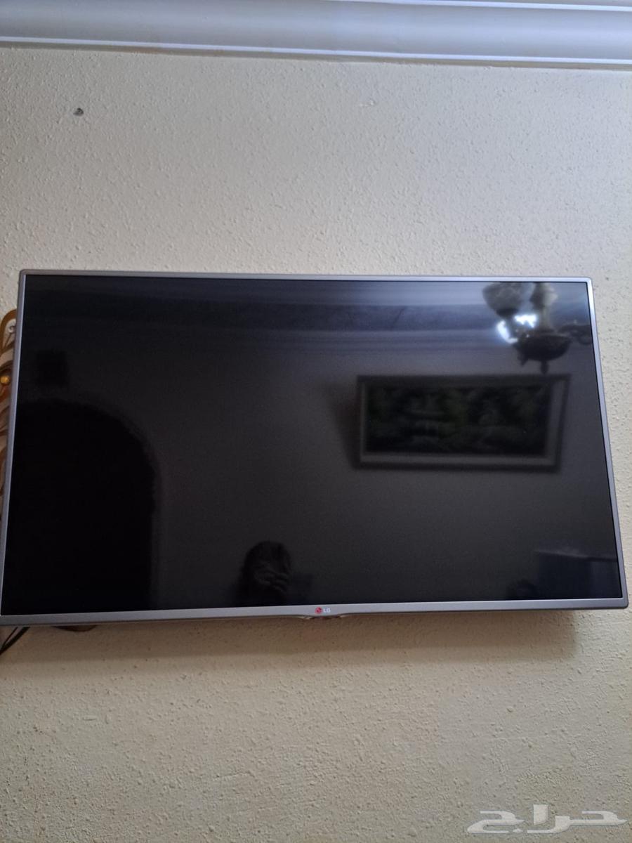 للبيع سكوتر ومكيف وثلاجه ومكنسه وتلفزيون63797676586754114