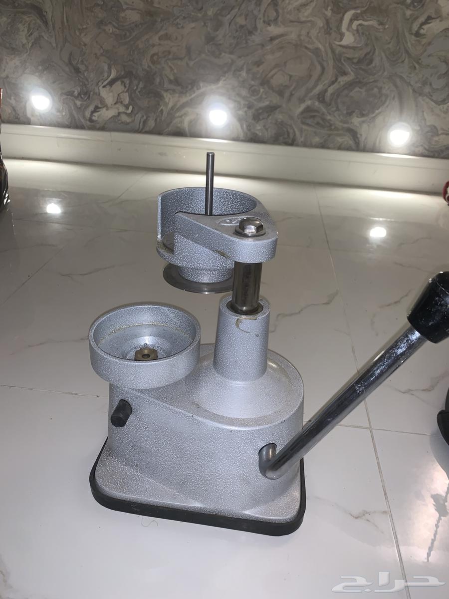 خلاط وسخان وقلايه بطاطس وبراد شاهي كبير وجهاز لفك العلب63797377938690112