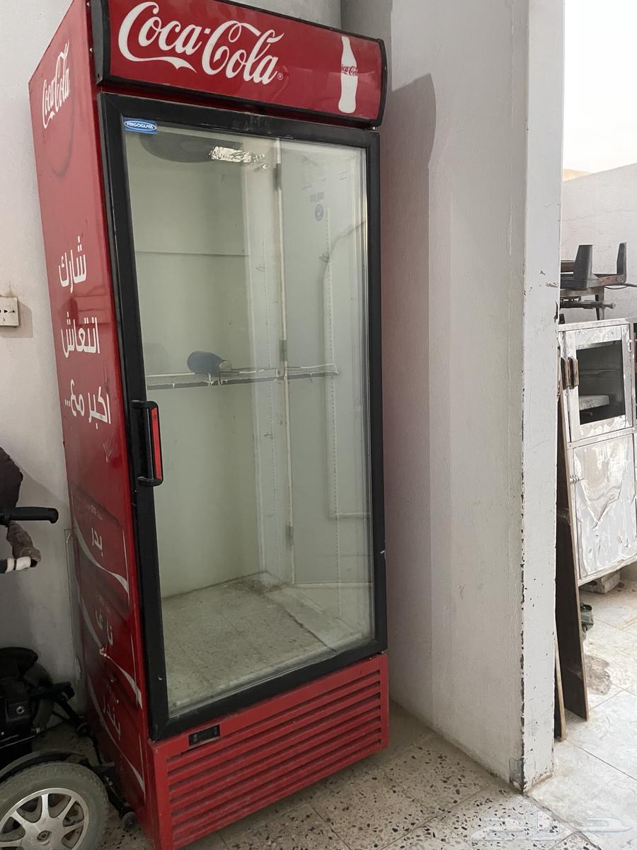 Refrigerator, oven, desert cooler, carpet63789901206785112