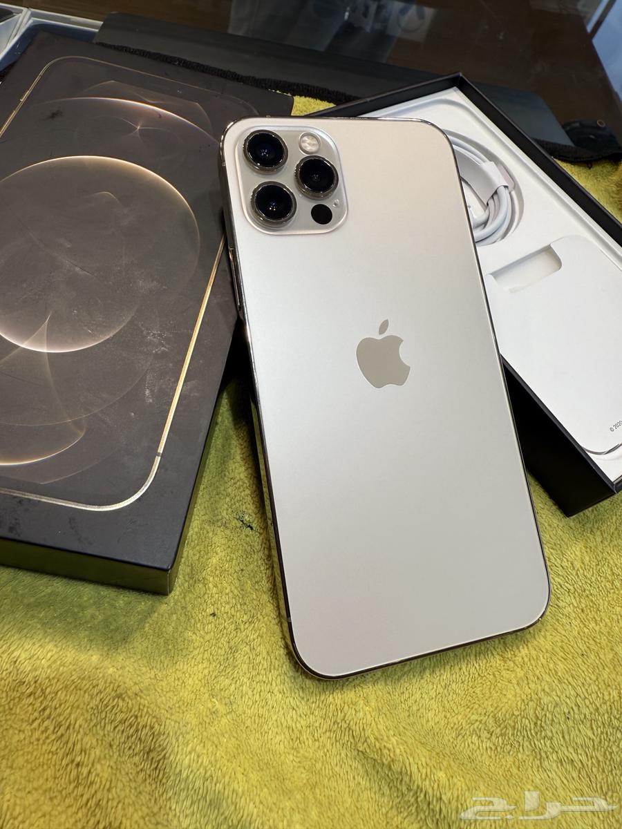 iPhone 12 Pro 256GB, very clean condition with original box and all accessories63797075401729112