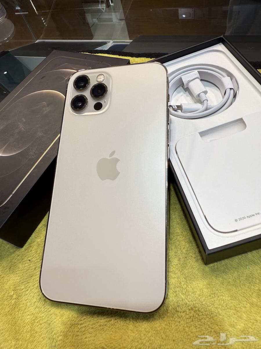 iPhone 12 Pro 256GB, very clean condition with original box and all accessories63797075401729111