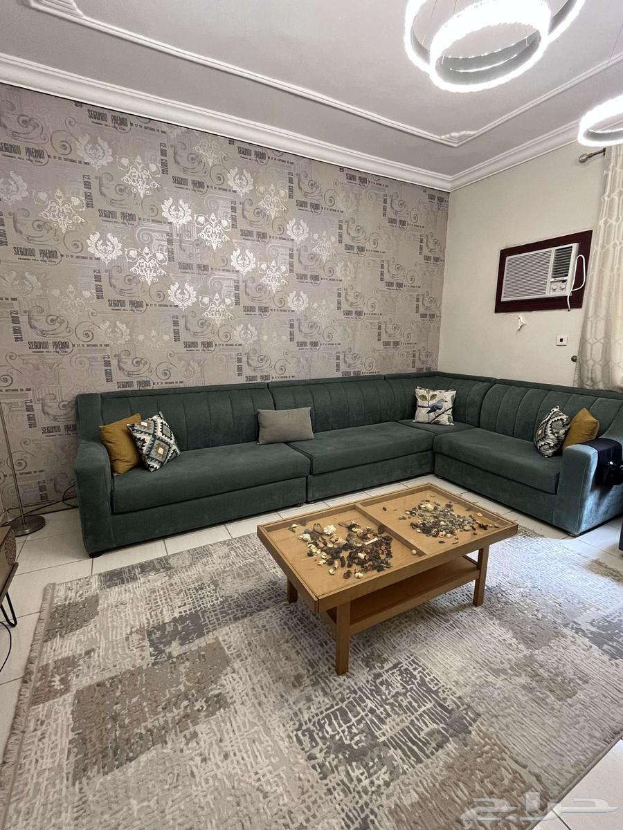 Sofa, table, and curtain set for sale63795015707779111