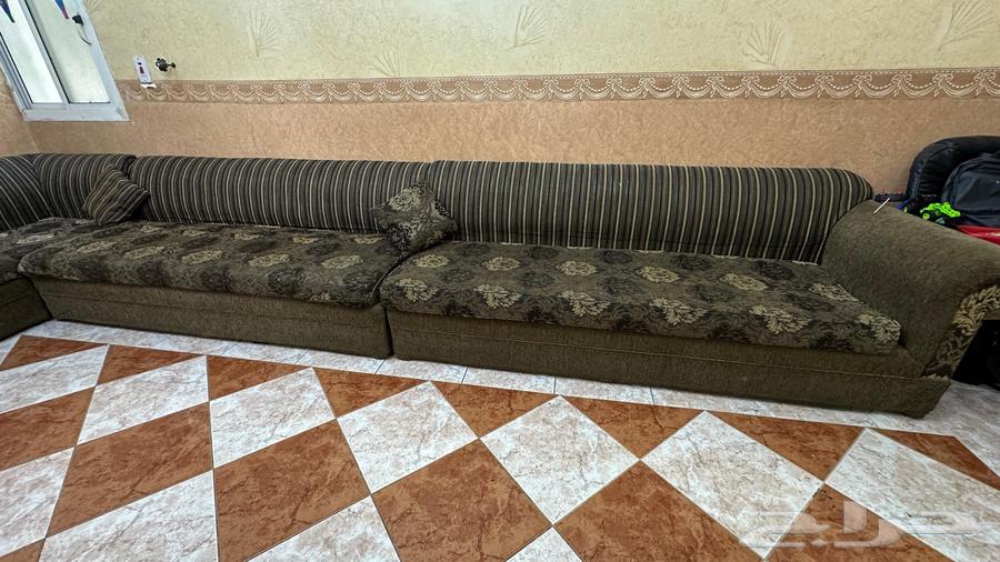 طقم كنب كبير للبيع63797784615427110