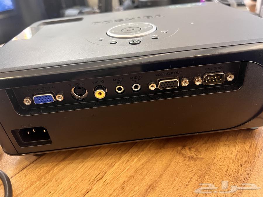 Projector63793772233218112