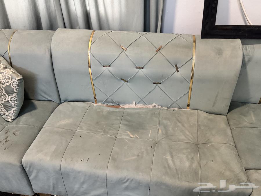 Sofa with curtain and carpet for sale for 500, the sofa has a tear63792222944515111