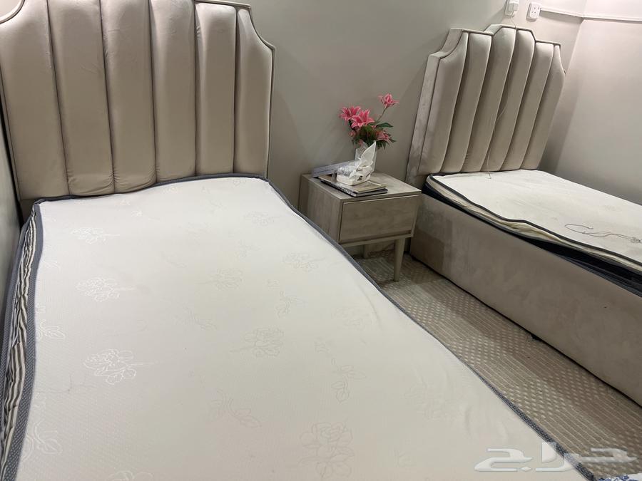 2 beds, light beige color, velvet, very clean condition63798393216643113
