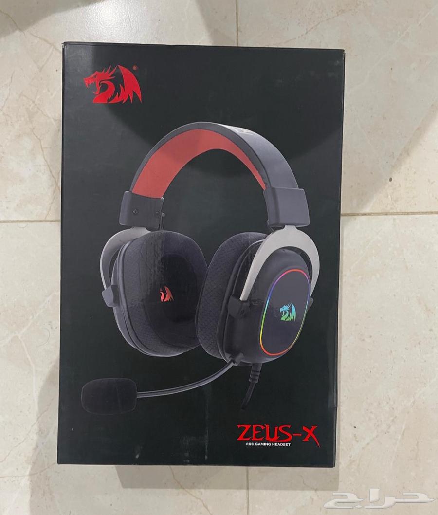 Microphone, Headset, and Mouse63792448416002111