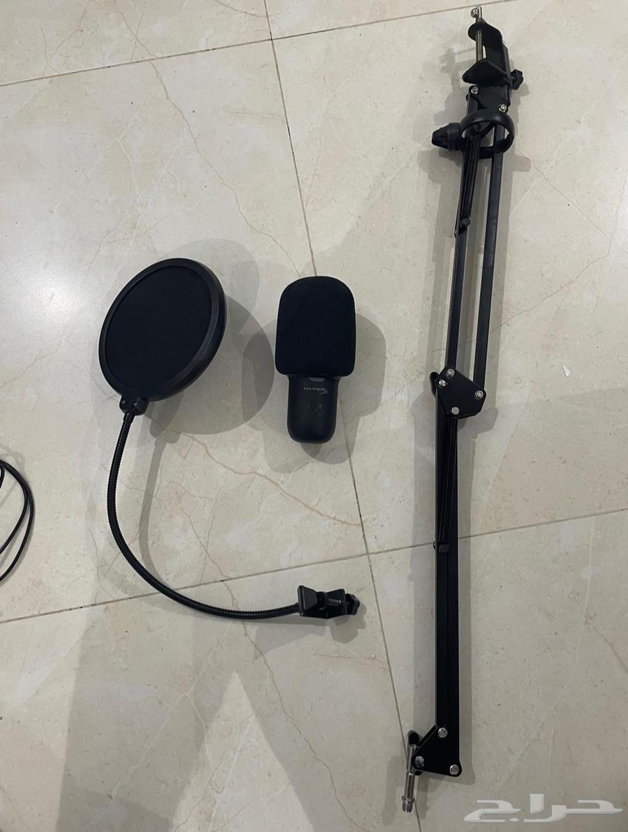 Microphone, Headset, and Mouse63792448416002110