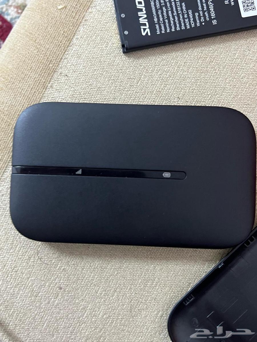 Portable router that works with all SIM cards, inspection required63788542726530113