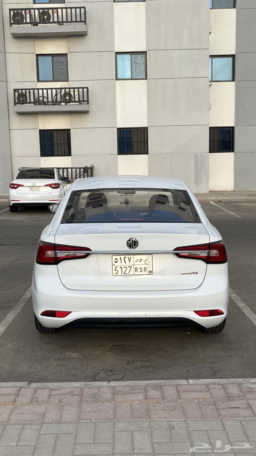 ام جي 5 202363987581330946111