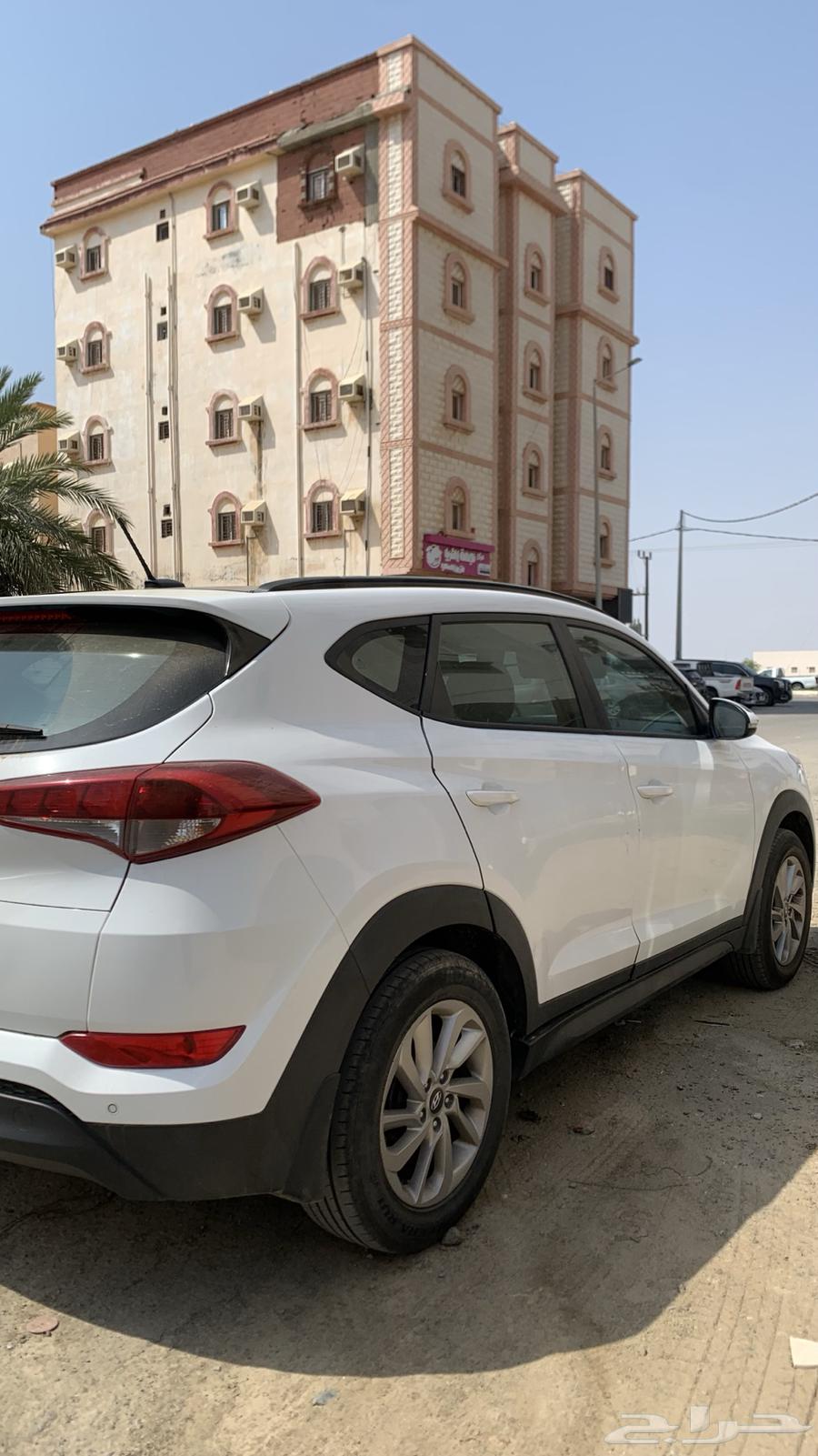 توسان 2017 نص فل مكينه 2000cc تم تنزيل الحد63969495152131112