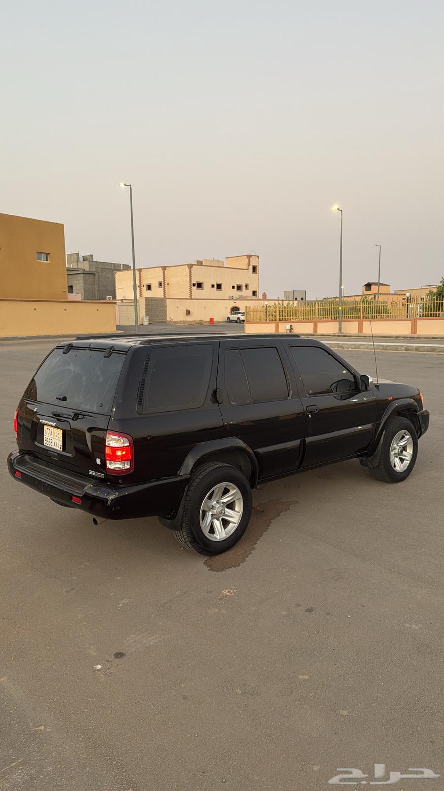 باثفندر 2003 اسود بلد64008205910402113