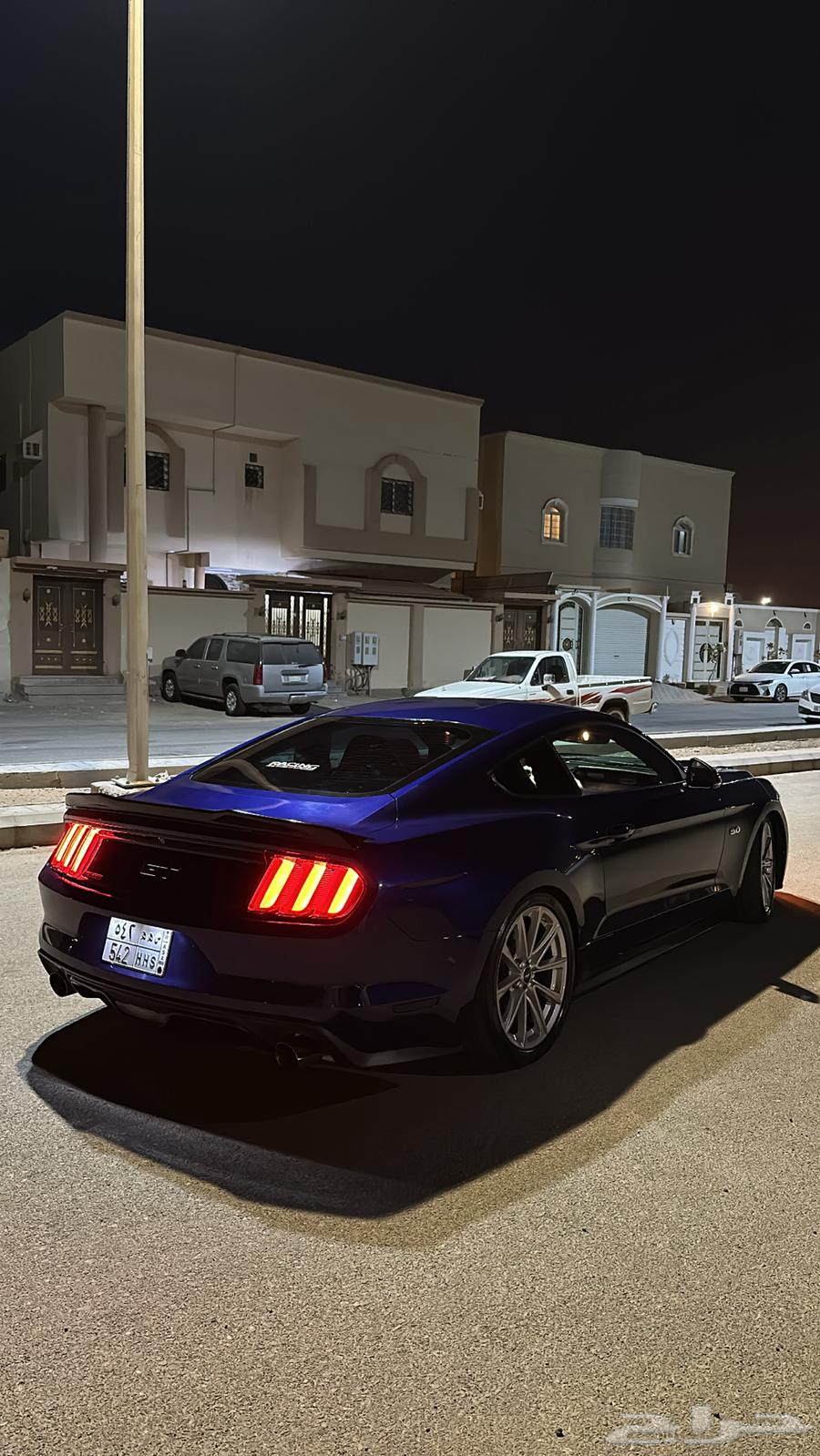 موستنق 2015 تم البيع64102023390081112
