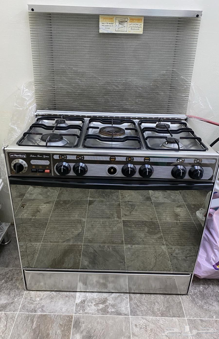 غرفة نوم شبه جديده وكنب وفرن63713962164609114
