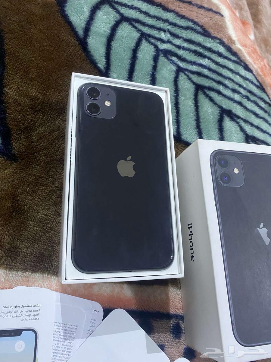 Normal iPhone 11 never used63676296724994111