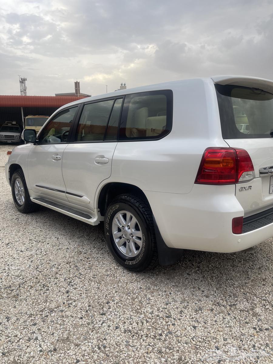 Toyota Salon 201264005778486914112