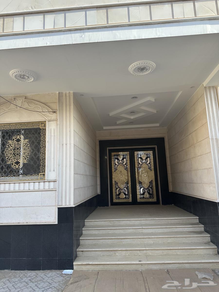للبيع   عمارة دور بموقع مميز63612319026946111