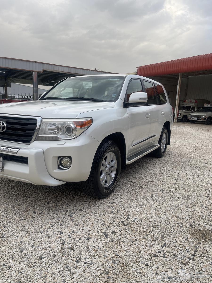 Toyota Salon 201264005778486914111