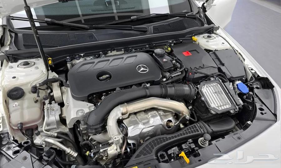 Mercedes-Benz CLA 250 202463988390876290114