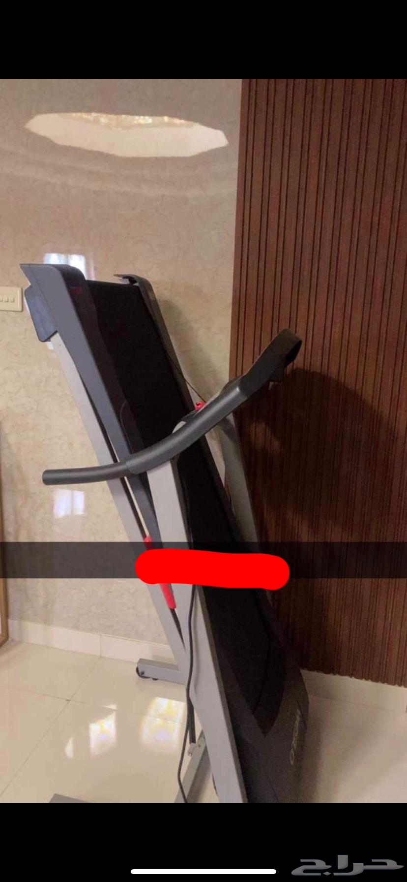 Treadmill in new condition, used for only one month, everything is perfect63823377154947110