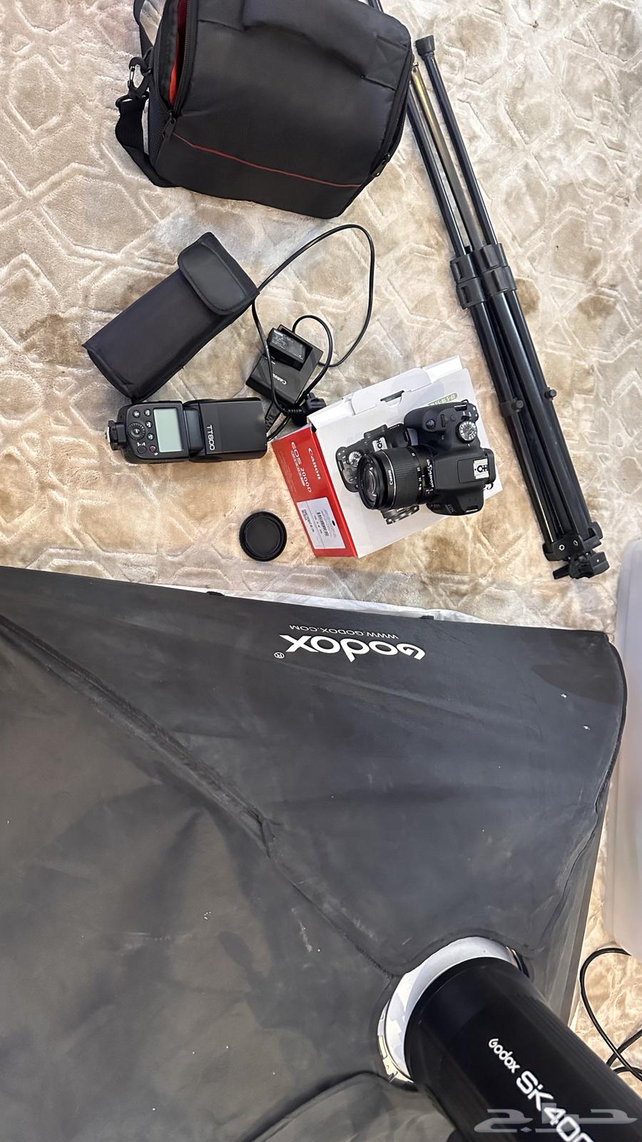 كاميرا كانون 2000 D  سوفت بوكس سوبت لايت جديده63835274110083110