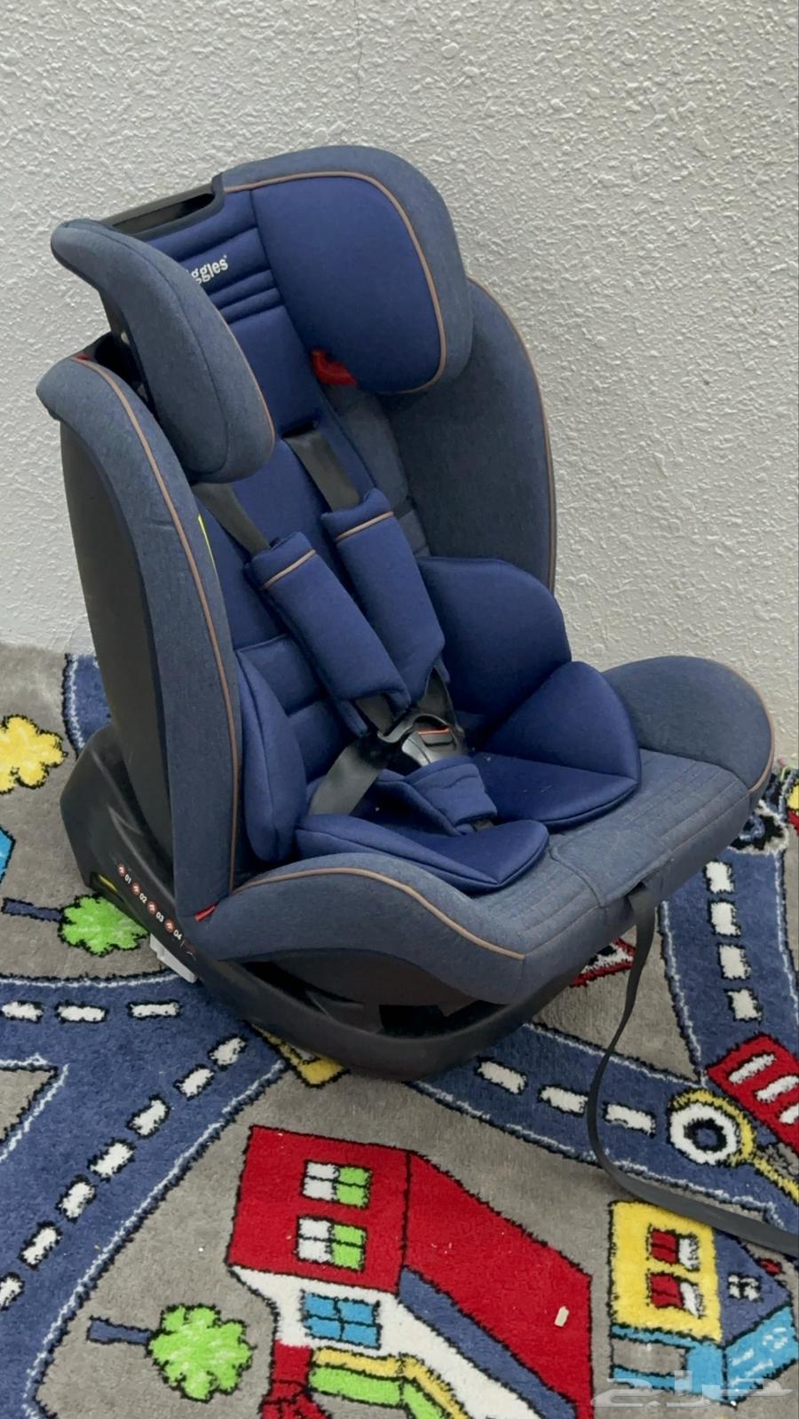 Excellent condition Jigglez brand car seat for children aged 6 months to 7 years63827965552898114