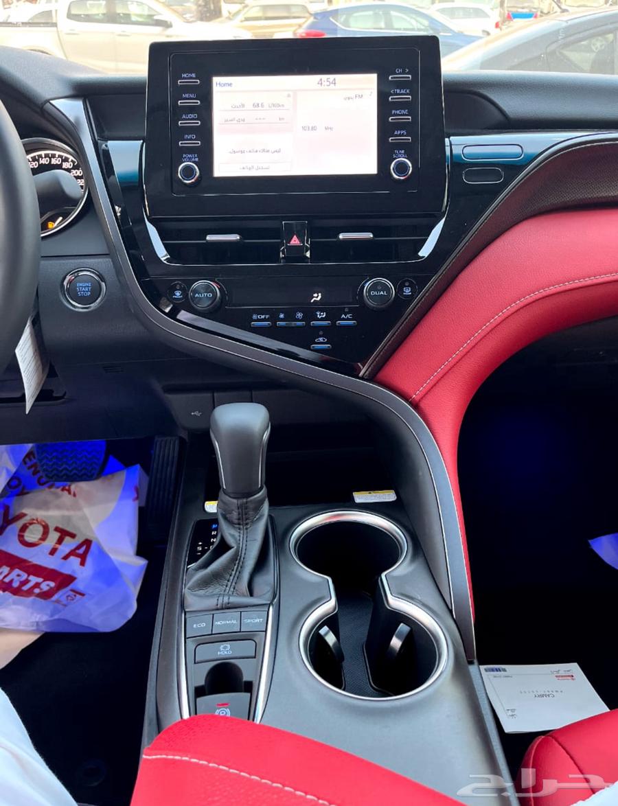 2024 Camry SE Low Mileage64028296179330111