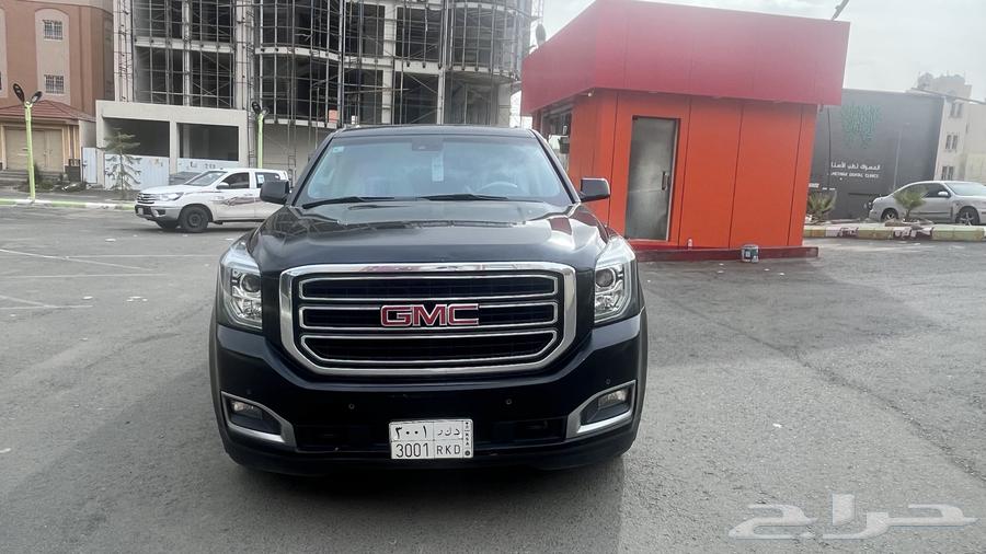 2019 Black GMC Yukon XL Half Full64020988774403111