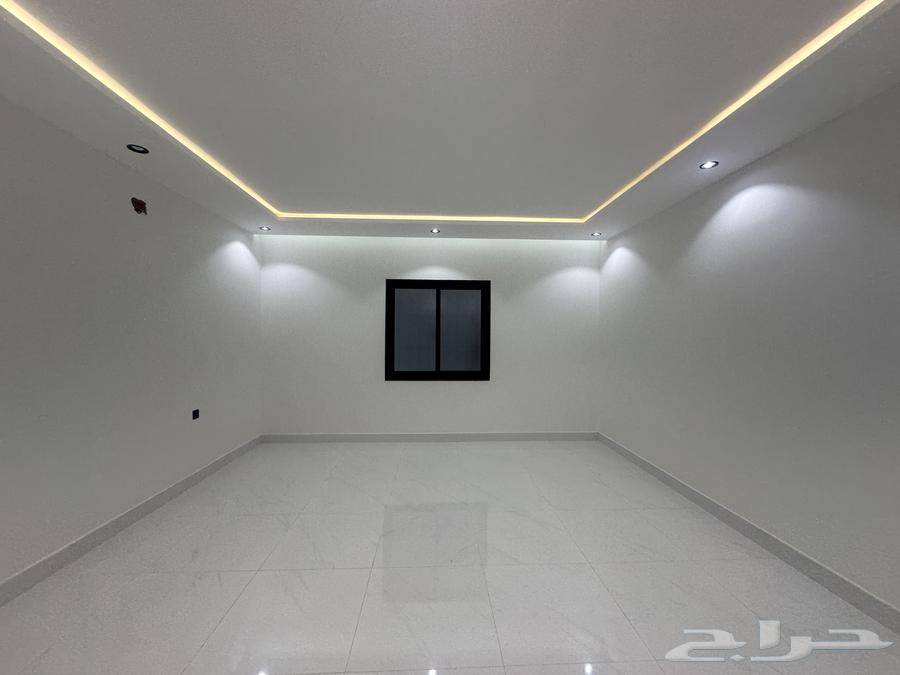 Apartment for sale with a spacious area of 300 meters and an attractive price63612325583490114