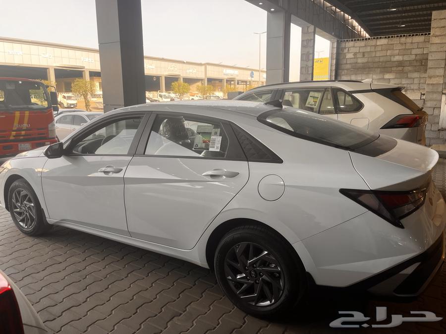 Hyundai Elantra 2025 Smart Plus Cash and Installments64017580644865112