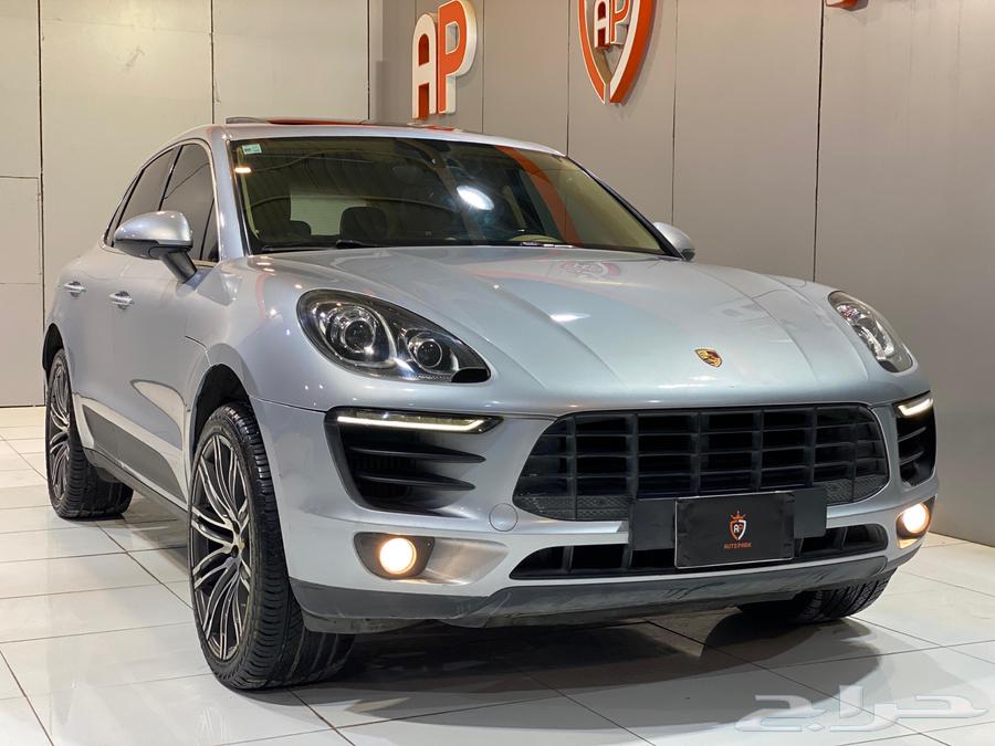 Porsche Macan S 2015 in excellent condition64016626460803111