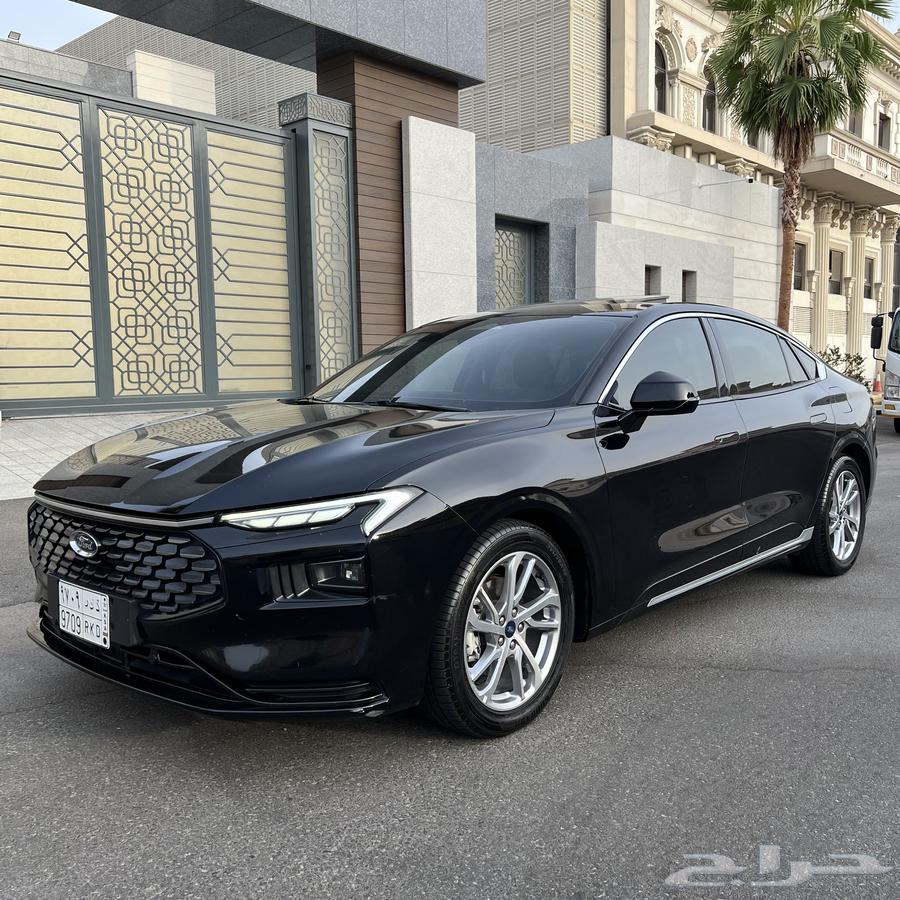 تم البيع الله يبارك للبائع والمشتري .64025758789506110