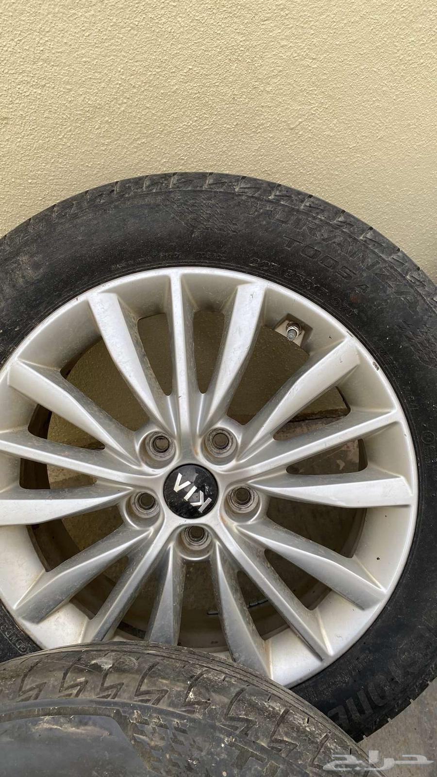 Kia Cadenza rims with tires64044948739971114