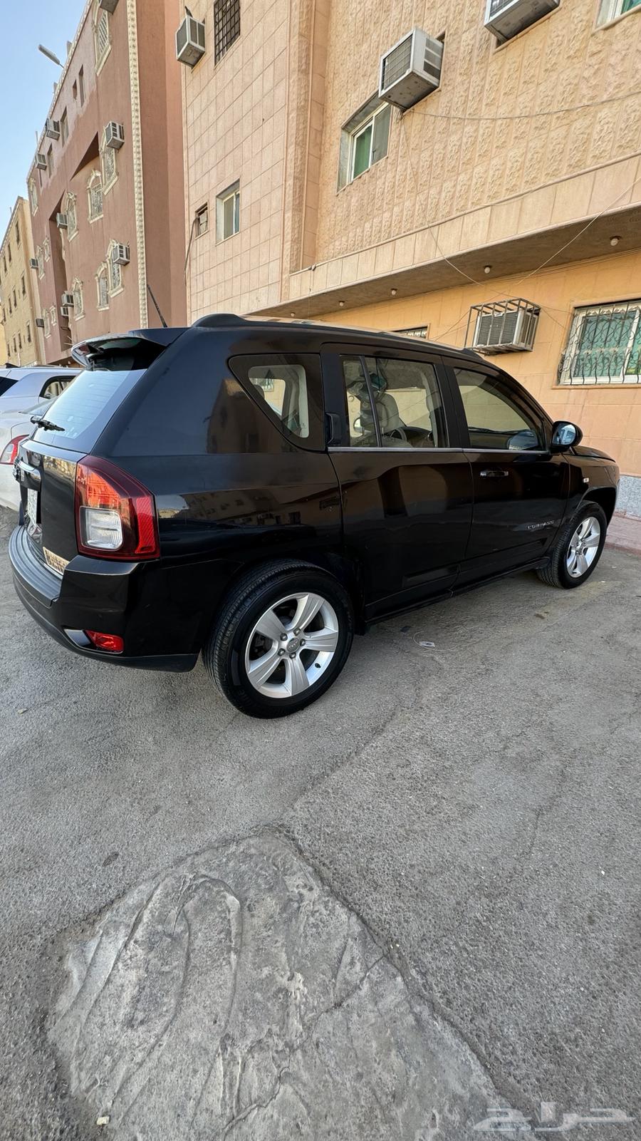 جيب كومباس64043185287169111