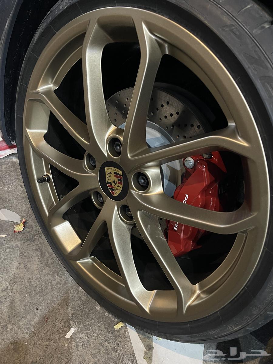 طلاء مطاطي لجميع انوع السيارت63613682820225114