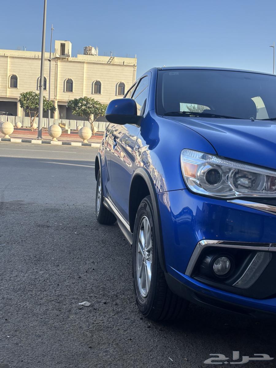 سيارة مستوبيشي جيب للبيع 201964047174293378112