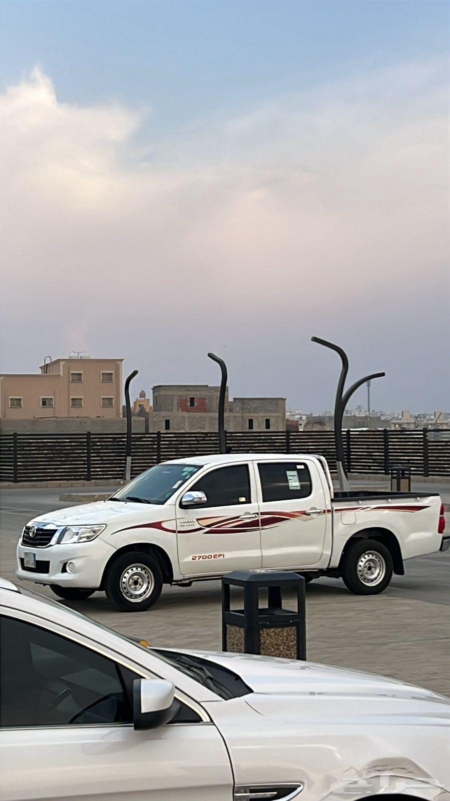 HiLux201564041987335939112