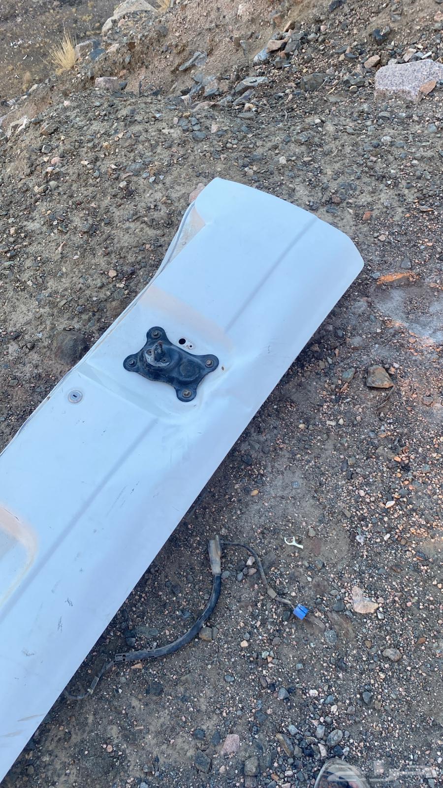 Land Cruiser door from 1998 to 2007 with base64101816933250111