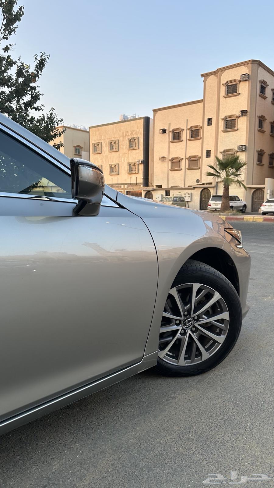 Sold64069153859969114