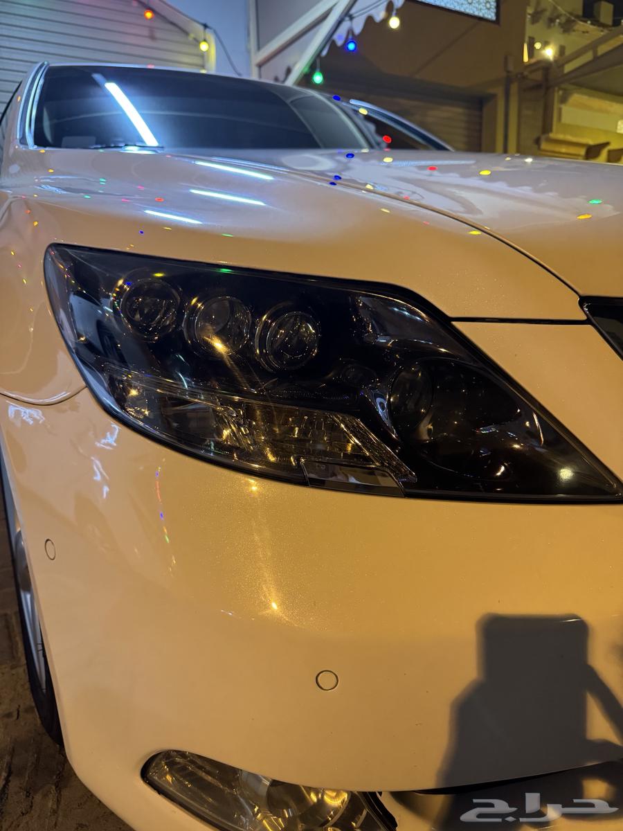 Front headlights for Lexus 460 for sale, three lenses in excellent condition64101903642499110