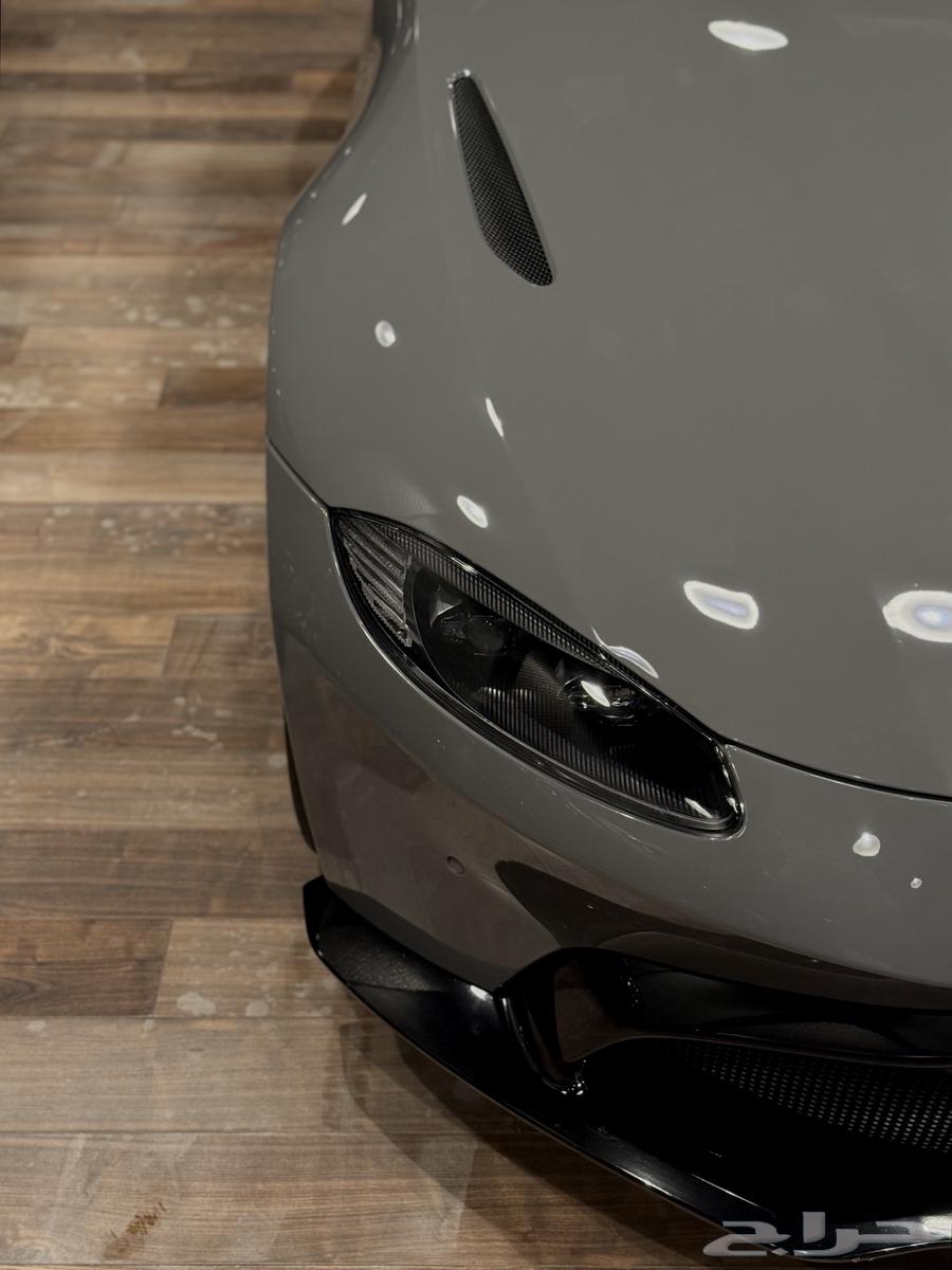 Aston martin Vantage 202064061001922307114