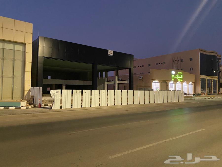معارض تجارية للإيجار طريق الملك عبدالعزيز بريدة63379900007427111